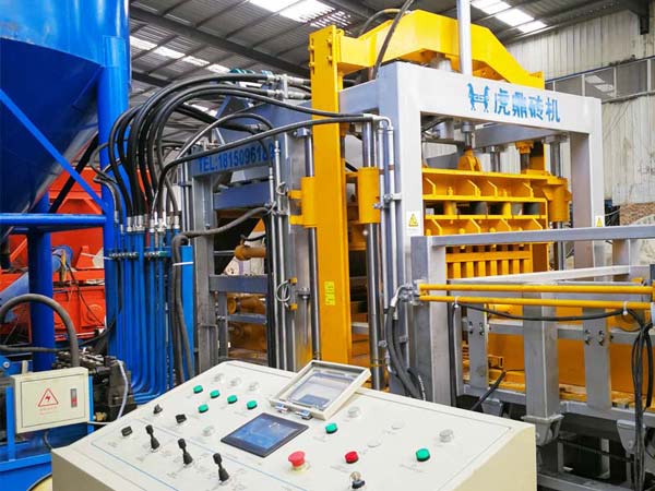 混凝土空心砌塊機(jī)